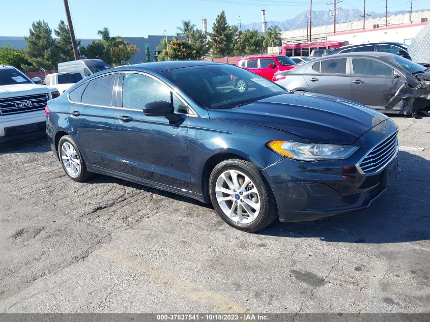 3FA6P0HD1LR189619 Ford Fusion SE