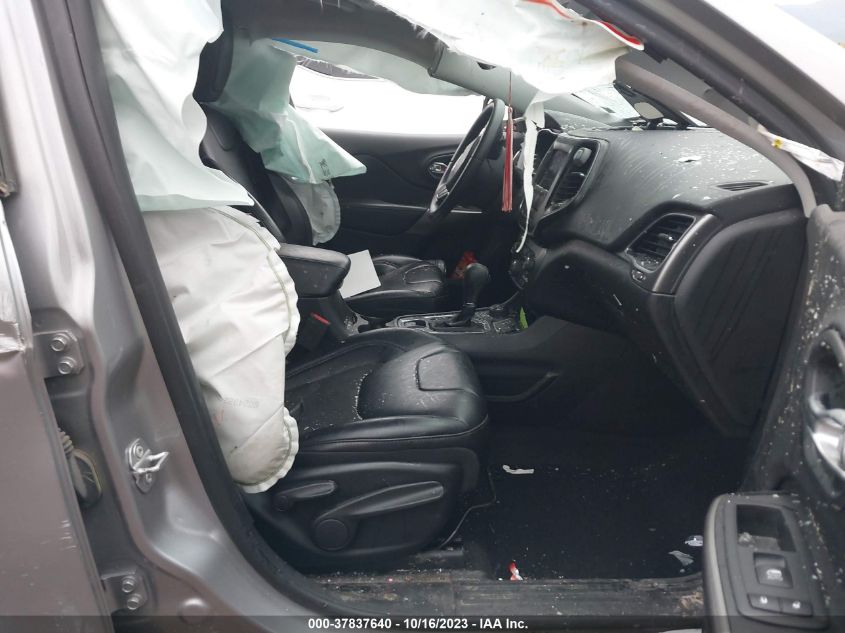 2019 JEEP CHEROKEE LATITUDE PLUS - 1C4PJMLB0KD454941