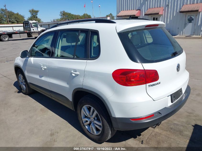 2016 VOLKSWAGEN TIGUAN S - WVGBV7AX5GW574997