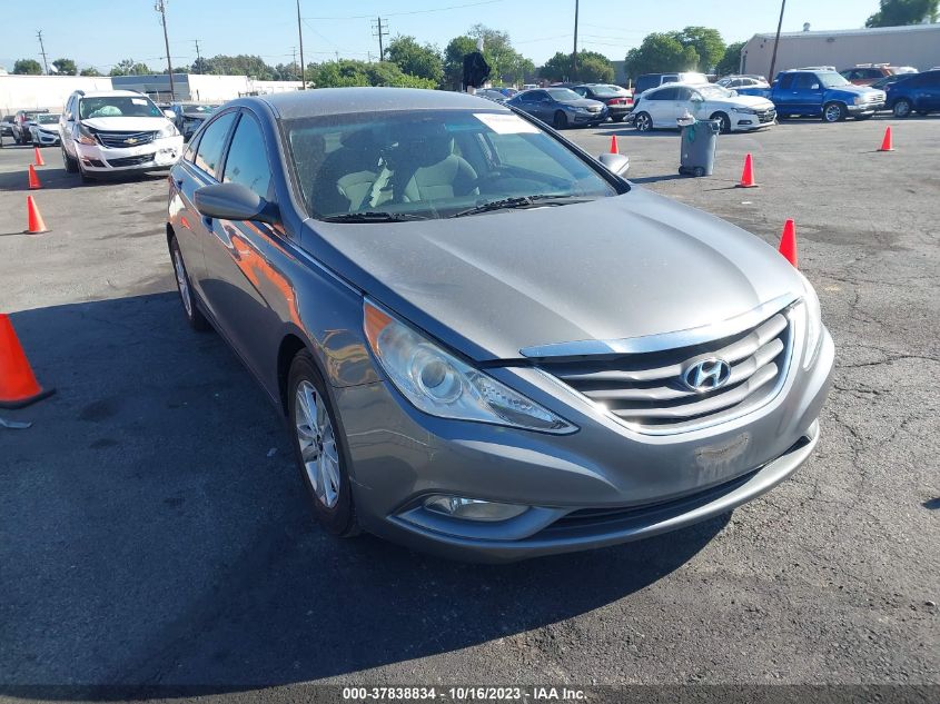 2013 HYUNDAI SONATA GLS PZEV - 5NPEB4AC5DH761566