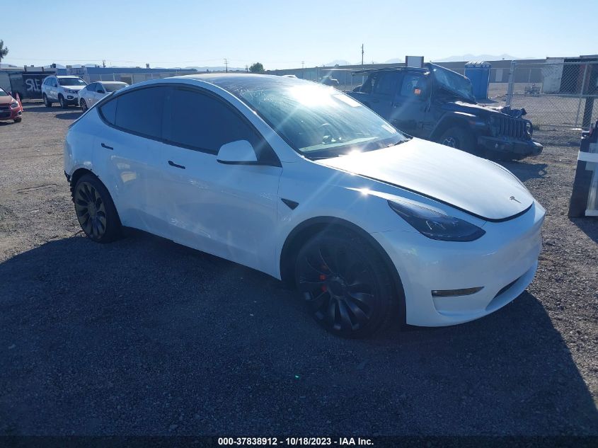 7SAYGDEF1PF636654 Tesla Model Y PERFORMANCE