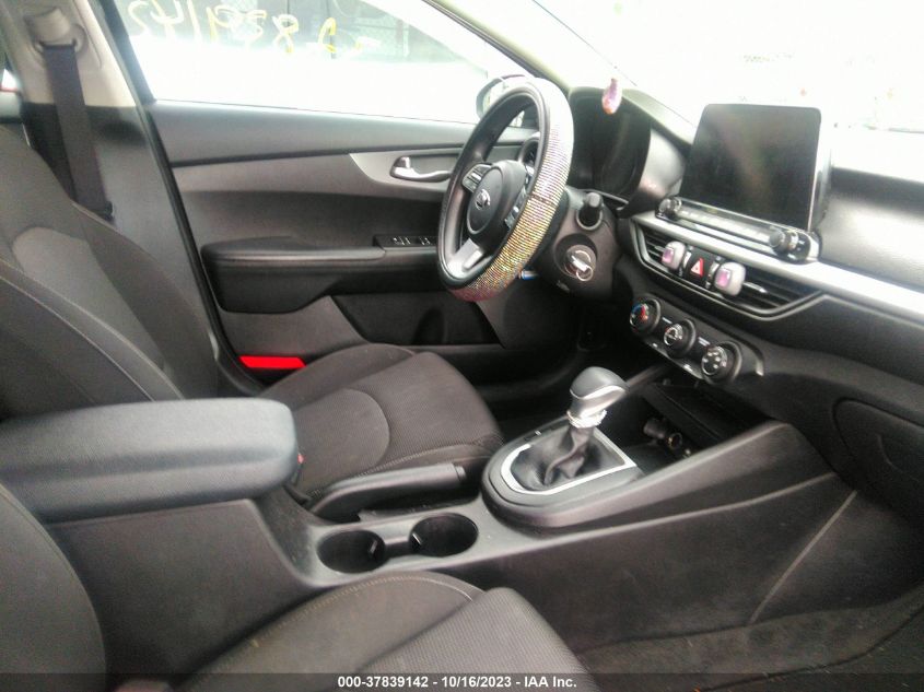 2021 KIA FORTE LXS - 3KPF24AD8ME387715