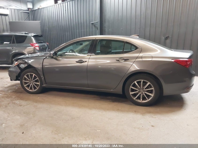 VIN 19UUB1F3XLA018086 2020 ACURA TLX