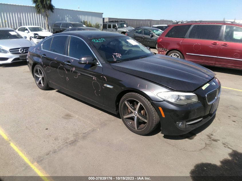 2013 BMW 5 SERIES 528I - WBAXG5C58DD229472