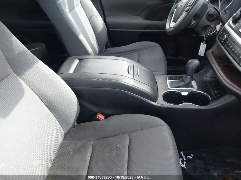 VIN 5TDBZRFH6HS395147 2017 TOYOTA HIGHLANDER LE