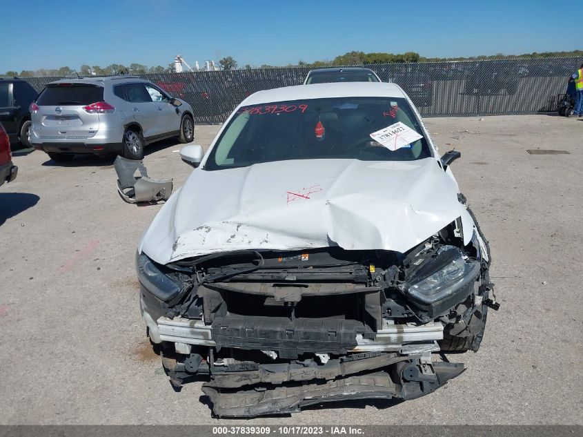 2014 FORD FUSION S - 3FA6P0G76ER379561
