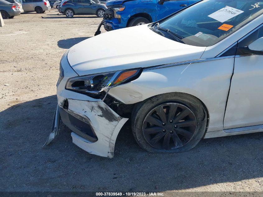 2016 HYUNDAI SONATA 2.4L SPORT - 5NPE34AF4GH390363
