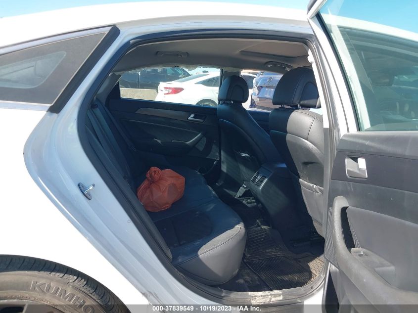 2016 HYUNDAI SONATA 2.4L SPORT - 5NPE34AF4GH390363