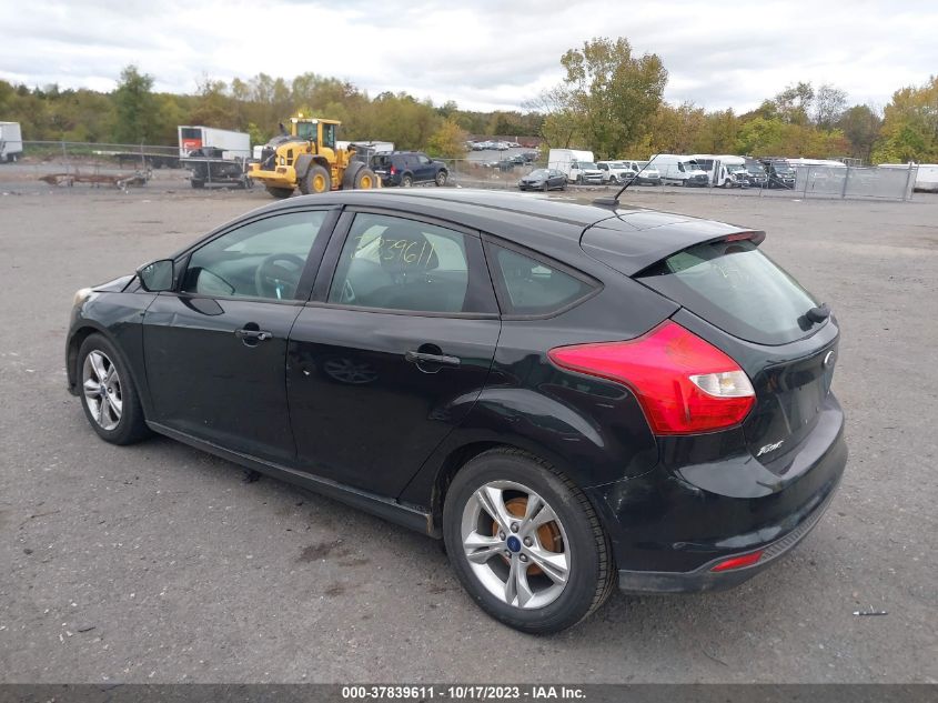 2014 FORD FOCUS SE - 1FADP3K22EL189386