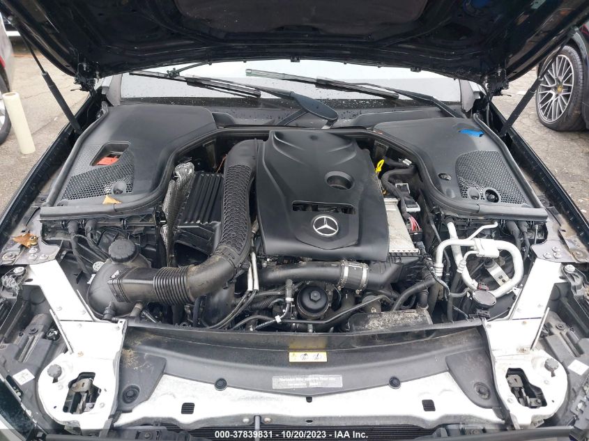 2019 MERCEDES-BENZ E 300 4MATIC WDDZF4KB7KA590745