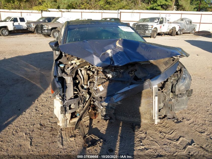 2018 HONDA CIVIC LX - 19XFC2F51JE043867