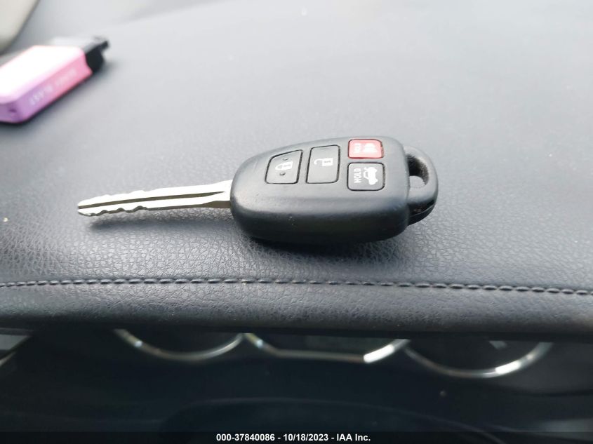 2015 TOYOTA COROLLA L/LE/S/S PLUS/LE PLUS - 5YFBURHE3FP331011