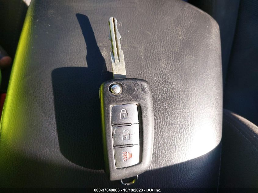 2015 NISSAN ROGUE S - KNMAT2MV0FP592089