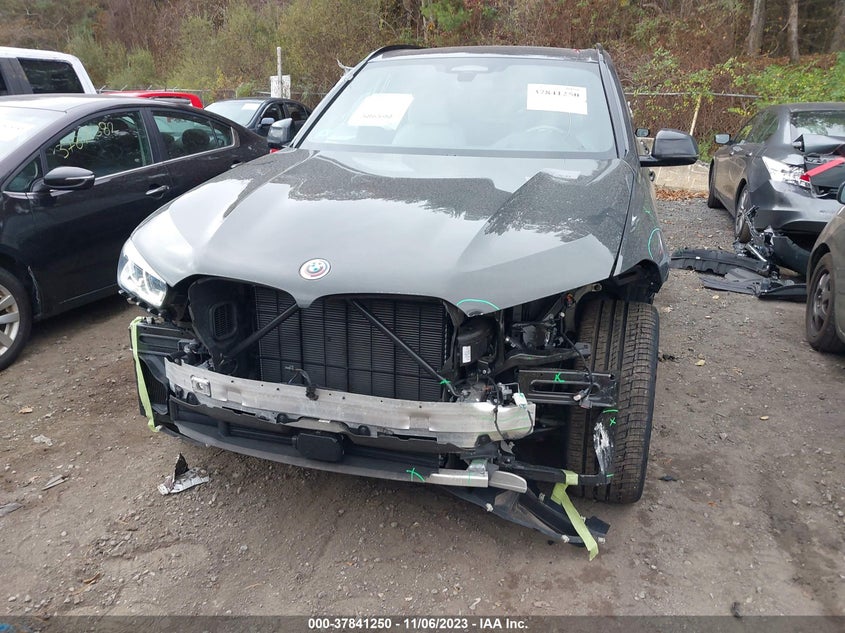 VIN 5UXJU4C03P9N49773 2023 BMW X5 M50I