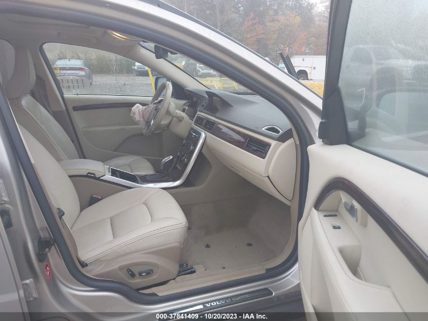 2013 VOLVO XC70 3.2L - YV4940BZ6D1155172