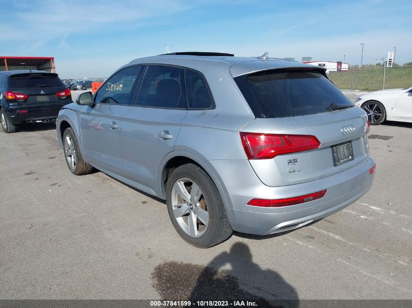 WA1ANAFY5J2007339 2018 AUDI Q5, photo no. 3