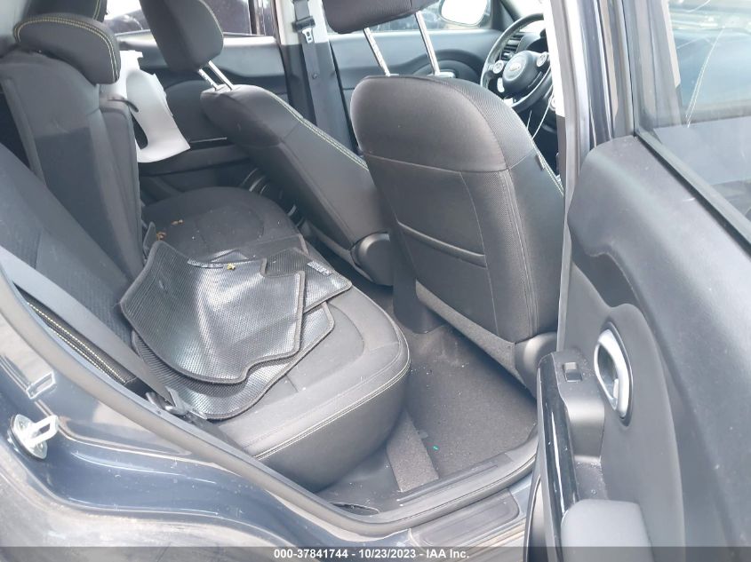 2016 KIA SOUL + - KNDJP3A53G7332785