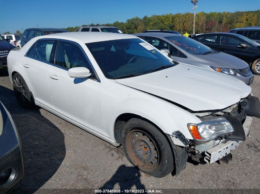 2013 CHRYSLER 300 - 2C3CCAAG5DH527429