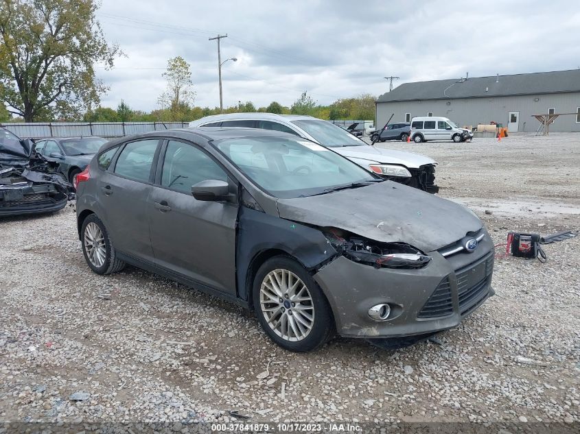 2013 FORD FOCUS SE - 1FADP3K28DL327401