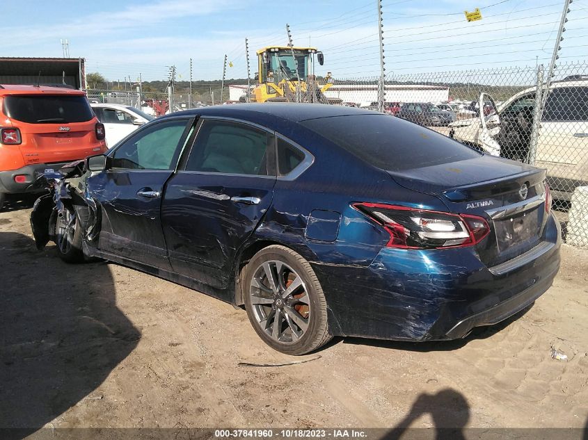 2017 NISSAN ALTIMA 2.5/S/SV/SL/SR - 1N4AL3AP4HC256229