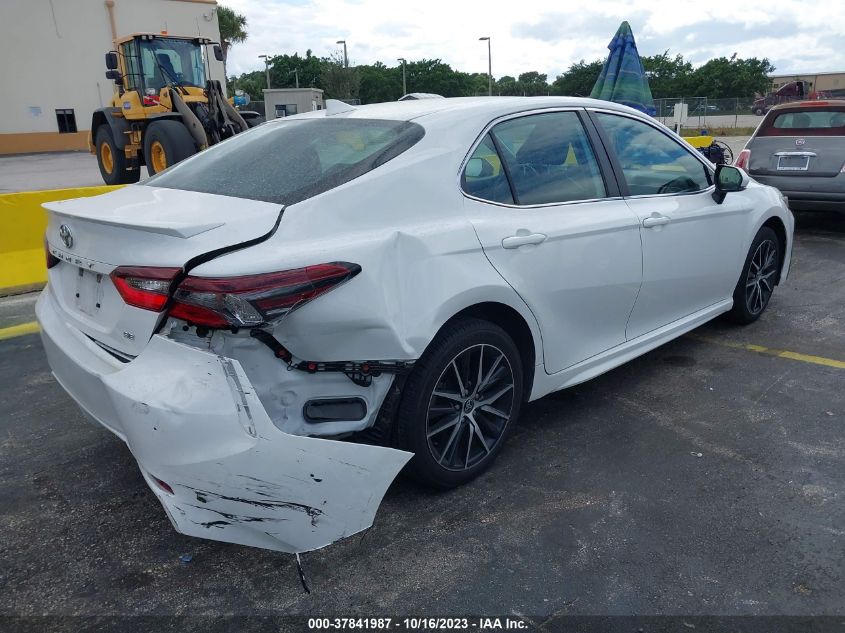 2022 TOYOTA CAMRY SE - 4T1G11AK8NU623802