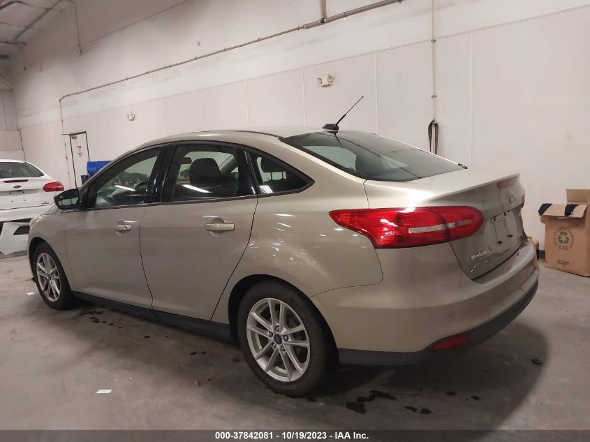 2015 FORD FOCUS SE - 1FADP3F26FL231988