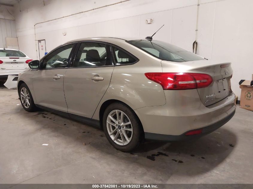 2015 FORD FOCUS SE - 1FADP3F26FL231988