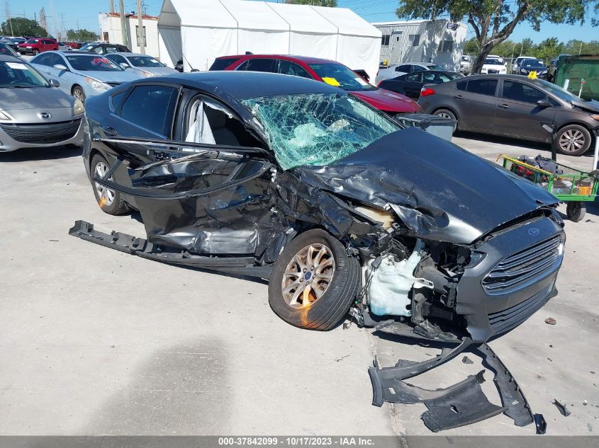 2016 FORD FUSION S - 3FA6P0G77GR183972