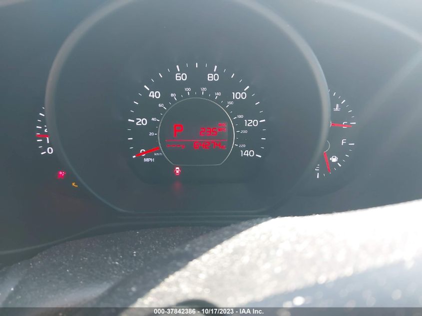 2015 KIA SOUL + - KNDJP3A58F7149672