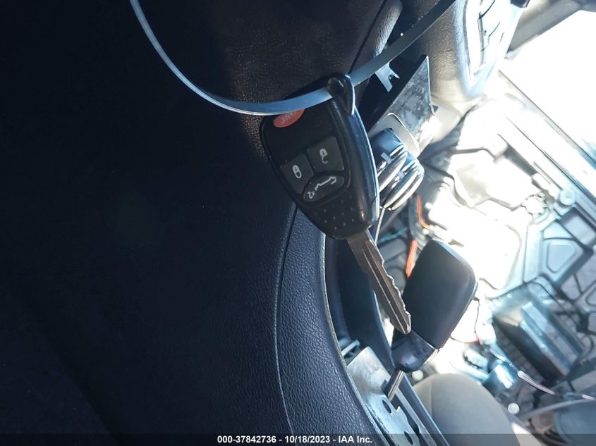 2014 CHRYSLER 200 LX - 1C3CCBAB8EN124547