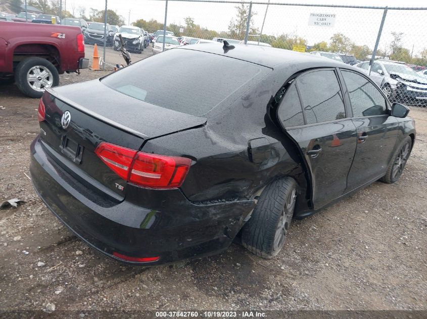 2015 VOLKSWAGEN JETTA SEDAN 1.8T SPORT - 3VWD17AJ2FM422286