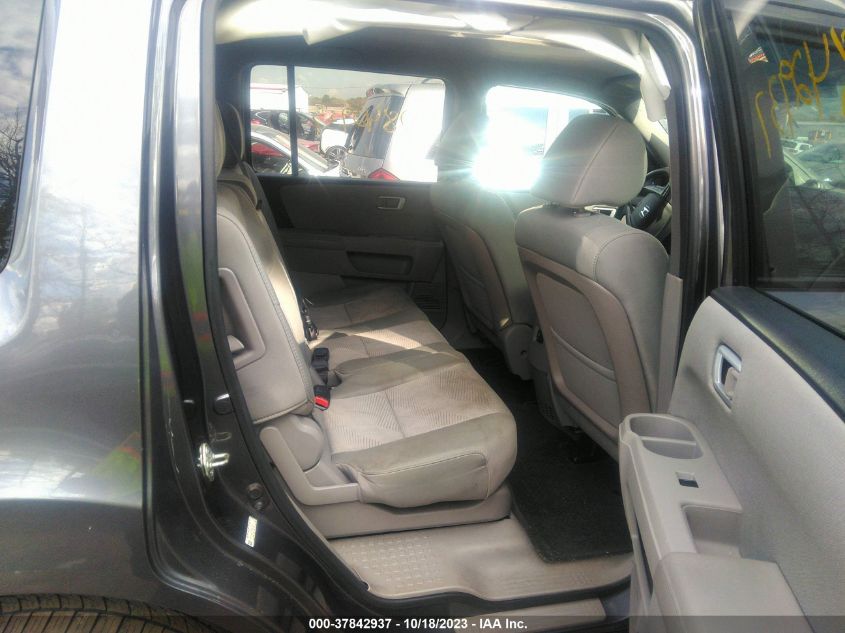 2015 HONDA PILOT LX - 5FNYF4H26FB027132