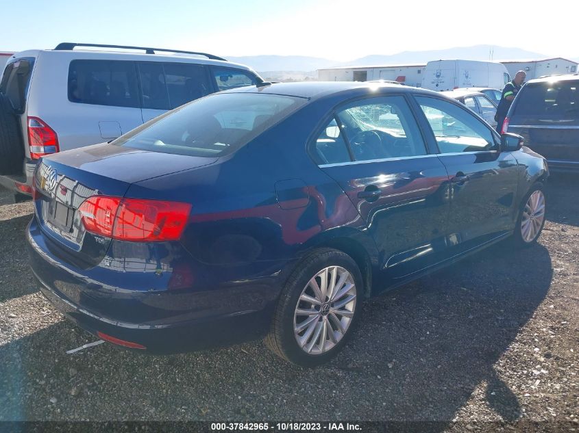 2013 VOLKSWAGEN JETTA SEDAN TDI W/PREMIUM/NAV 3VWLL7AJ7DM390681