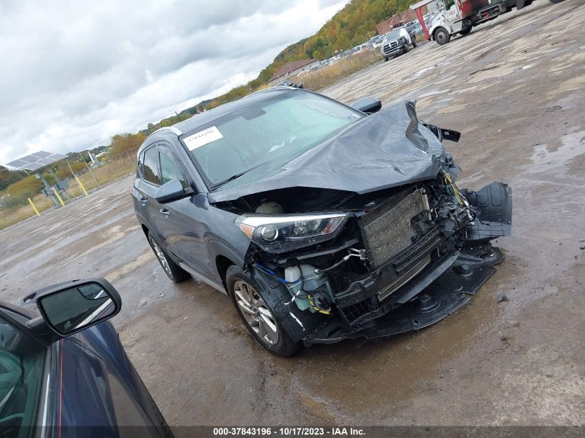 2017 HYUNDAI TUCSON SE - KM8J3CA47HU549662