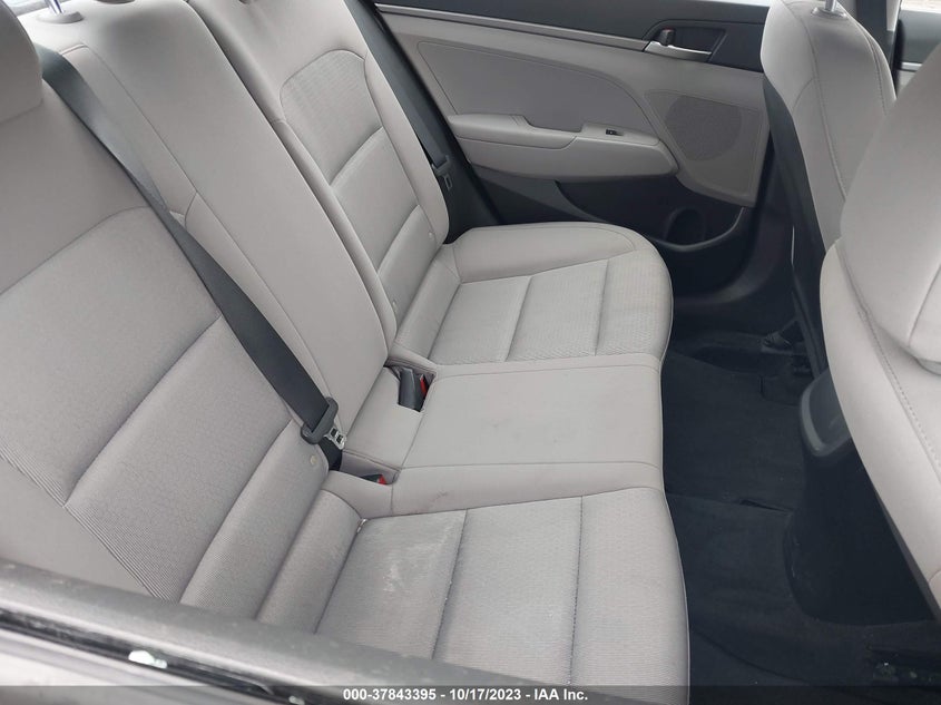 VIN KMHD74LFXJU452905 2018 HYUNDAI ELANTRA SE