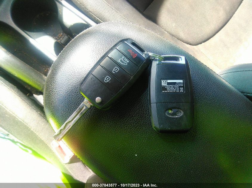 2014 KIA SOUL BASE - KNDJN2A22E7742612