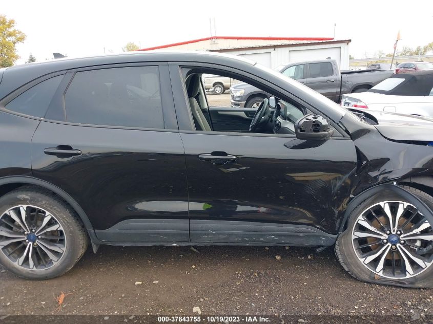 2022 FORD ESCAPE SE - 1FMCU0G60NUA28730