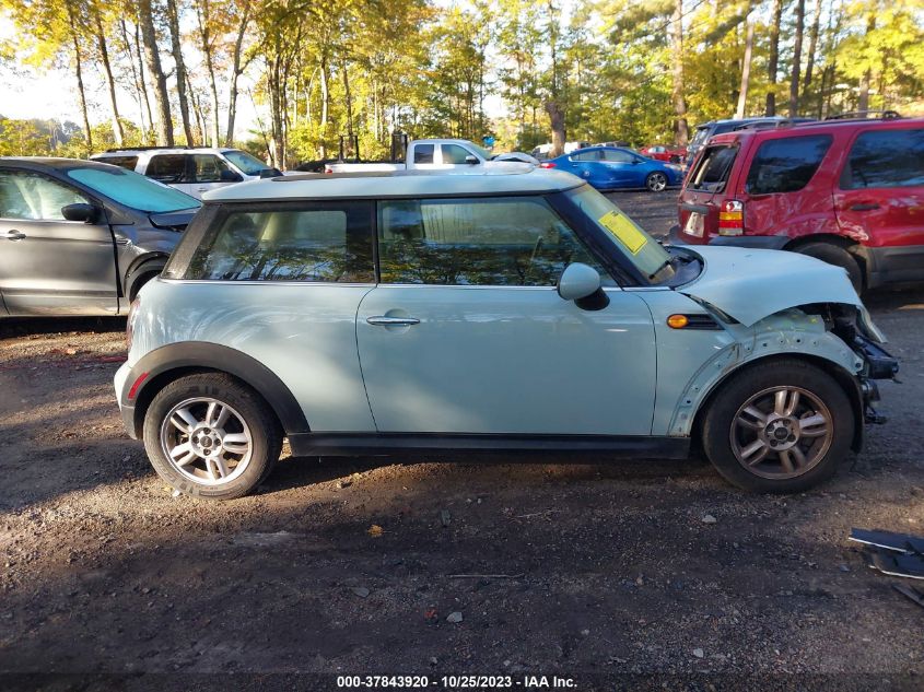 2013 MINI COOPER HARDTOP WMWSU3C59DT545153