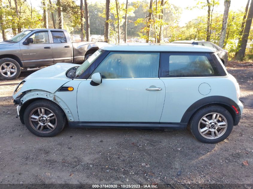 2013 MINI COOPER HARDTOP WMWSU3C59DT545153