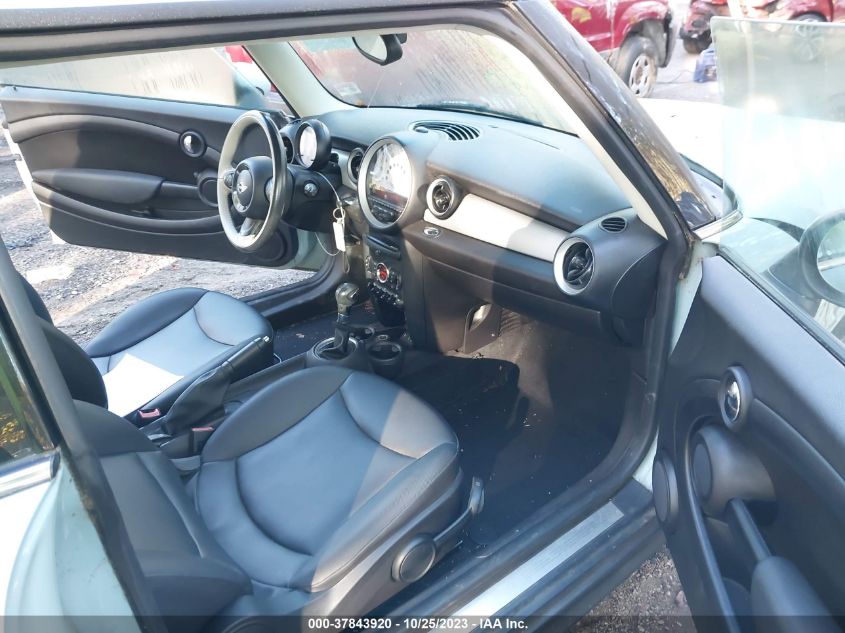 2013 MINI COOPER HARDTOP WMWSU3C59DT545153