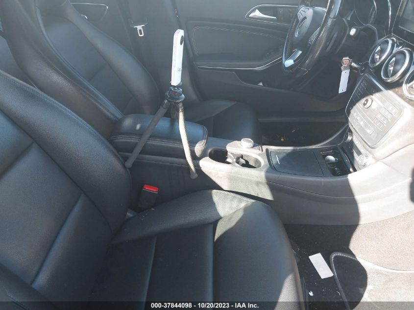 2015 MERCEDES-BENZ CLA-CLASS CLA 250 WDDSJ4GB8FN203532
