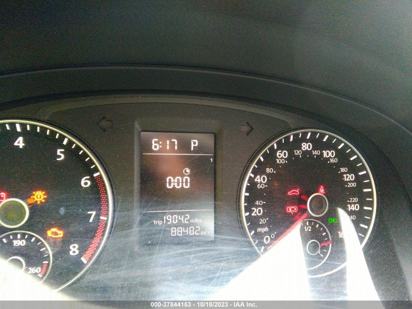 2015 VOLKSWAGEN PASSAT 1.8T S - 1VWAT7A3XFC071224