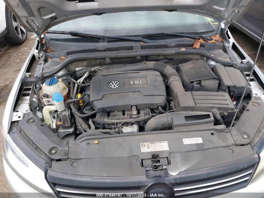 2014 VOLKSWAGEN JETTA SEDAN SE 3VWD17AJ3EM274776
