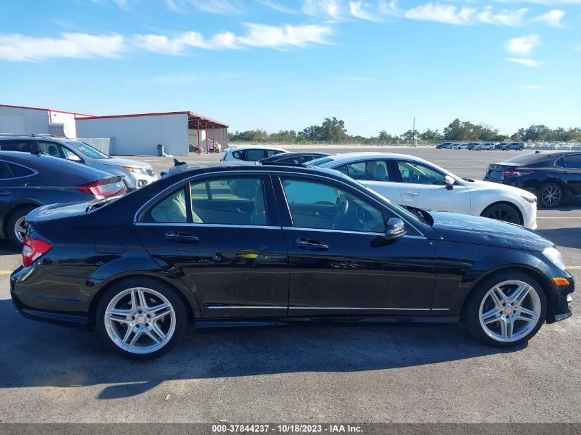 2014 MERCEDES-BENZ C 350 SPORT WDDGF5HB7EA901650