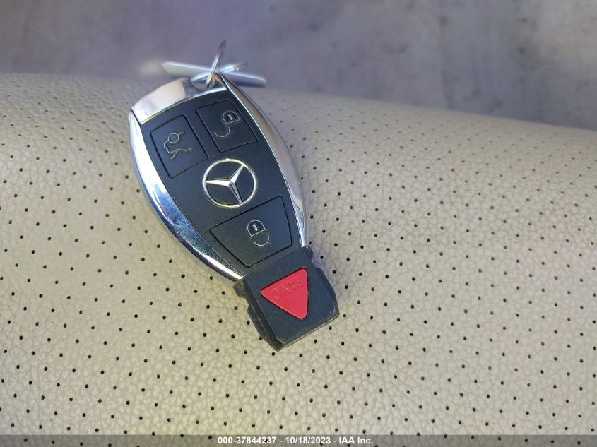 2014 MERCEDES-BENZ C 350 SPORT WDDGF5HB7EA901650