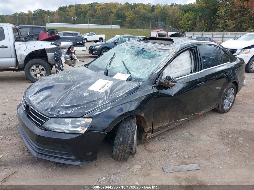 2015 VOLKSWAGEN JETTA 1.8T SE - 3VWD07AJ9FM302651