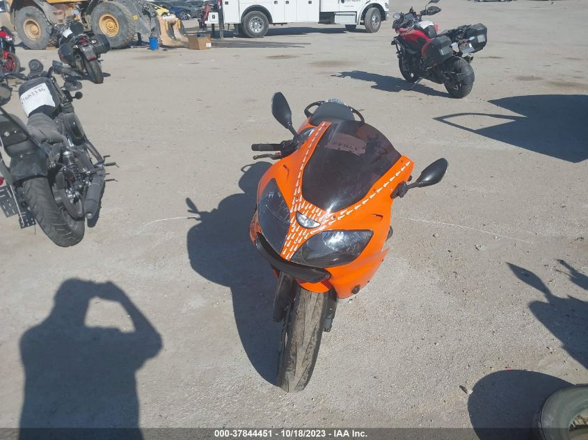 2008 KAWASAKI ZX600 J1 JKAZX4J158A073866