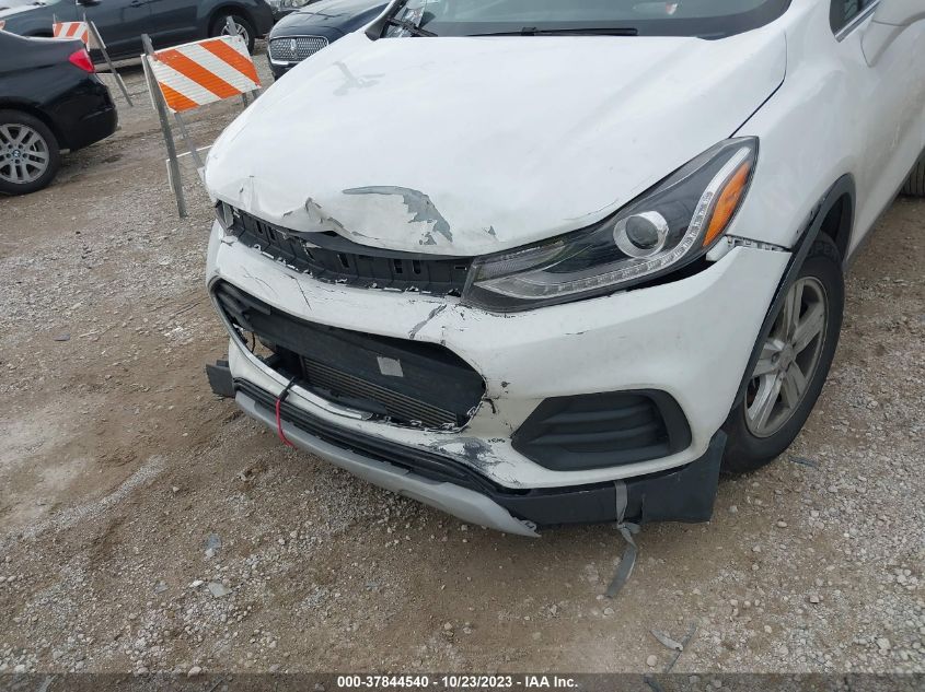 VIN KL7CJLSB3KB823049 2019 CHEVROLET TRAX LT