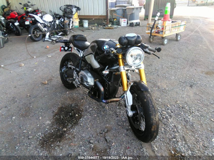 2014 BMW R NINE T - WB10A1604EZ397691