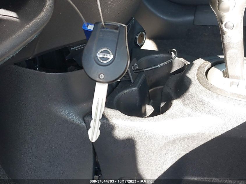 2019 NISSAN VERSA 1.6 SV - 3N1CN7APXKL869443